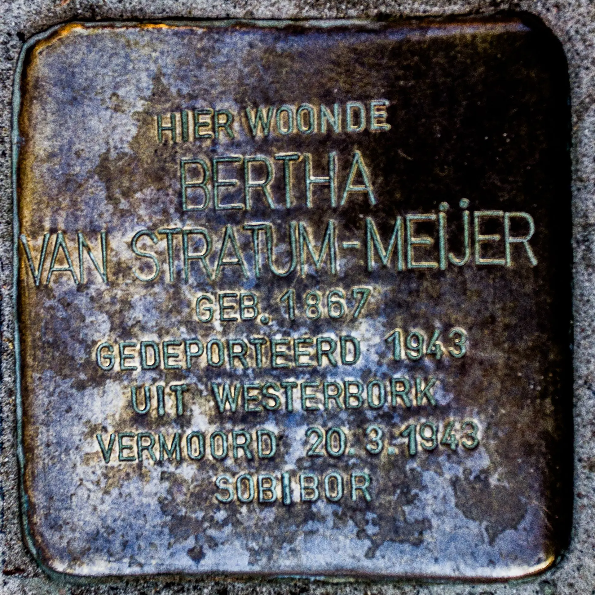 Struikelsteen voor Bertha van Stratum-Meijer