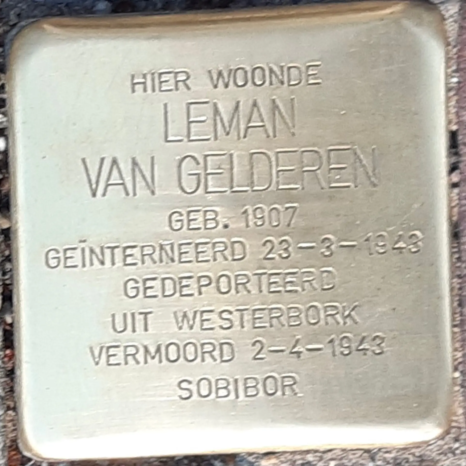Struikelsteen voor Leman van Gelderen