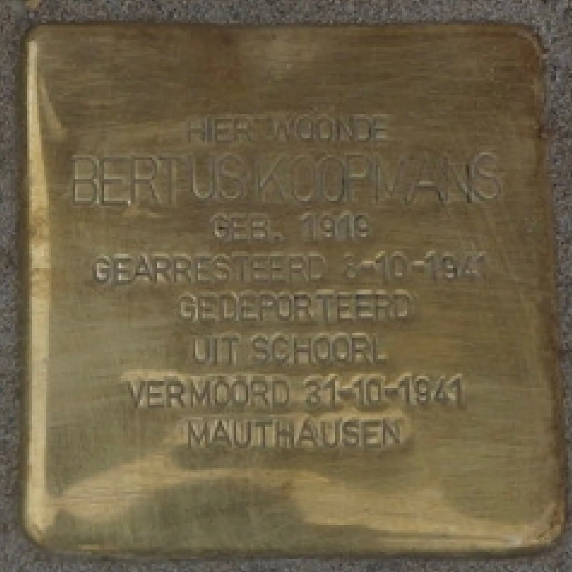 Struikelsteen voor Bertus Koopmans