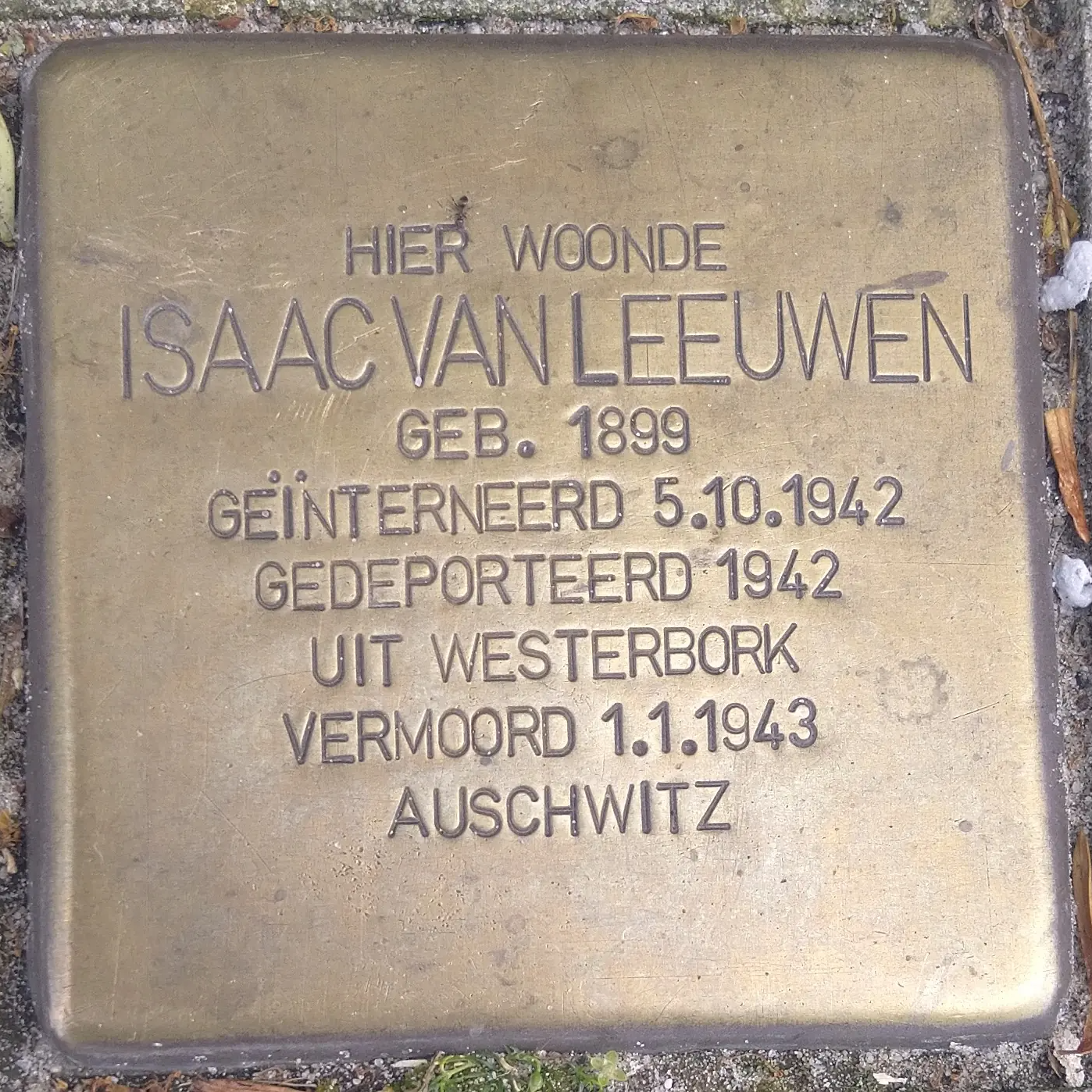 Struikelsteen voor Isaac van Leeuwen