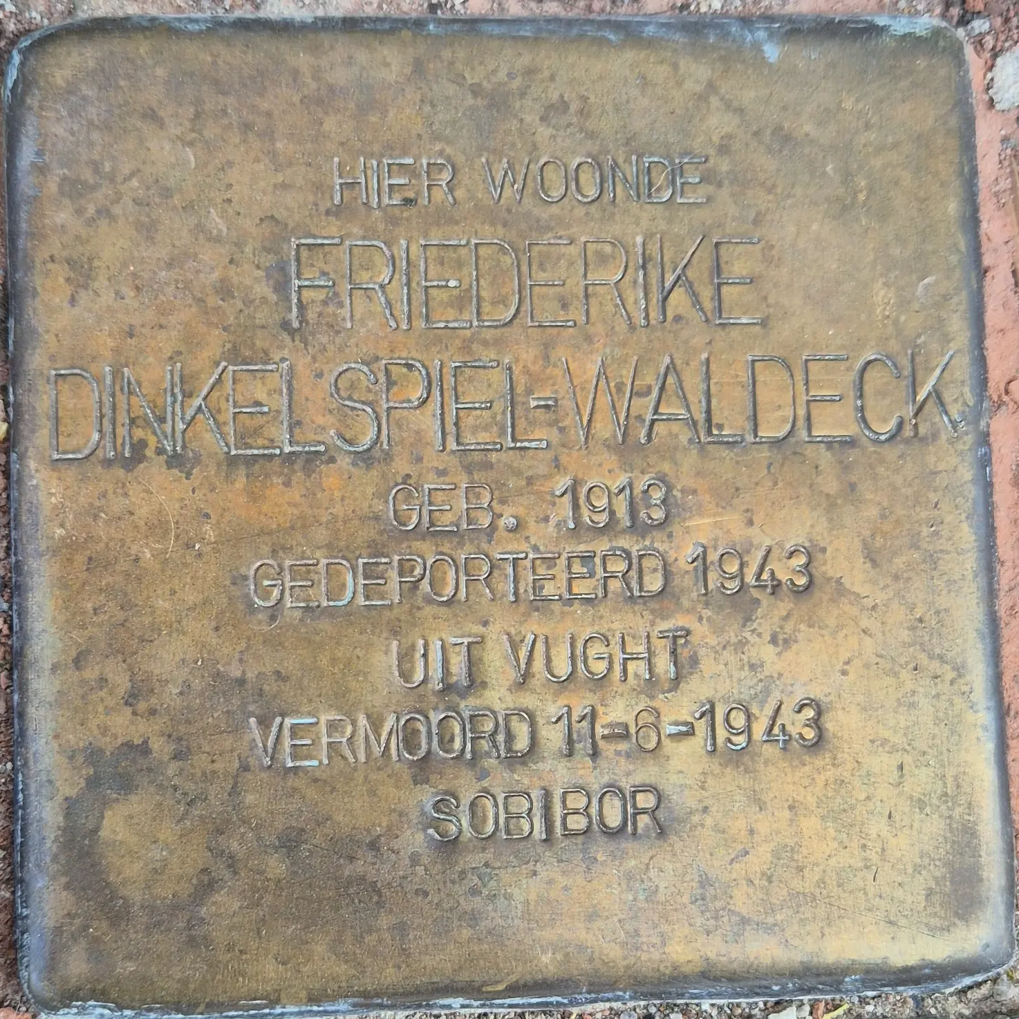 Struikelsteen voor Friederike Ruth Dinkelspiel-Waldeck