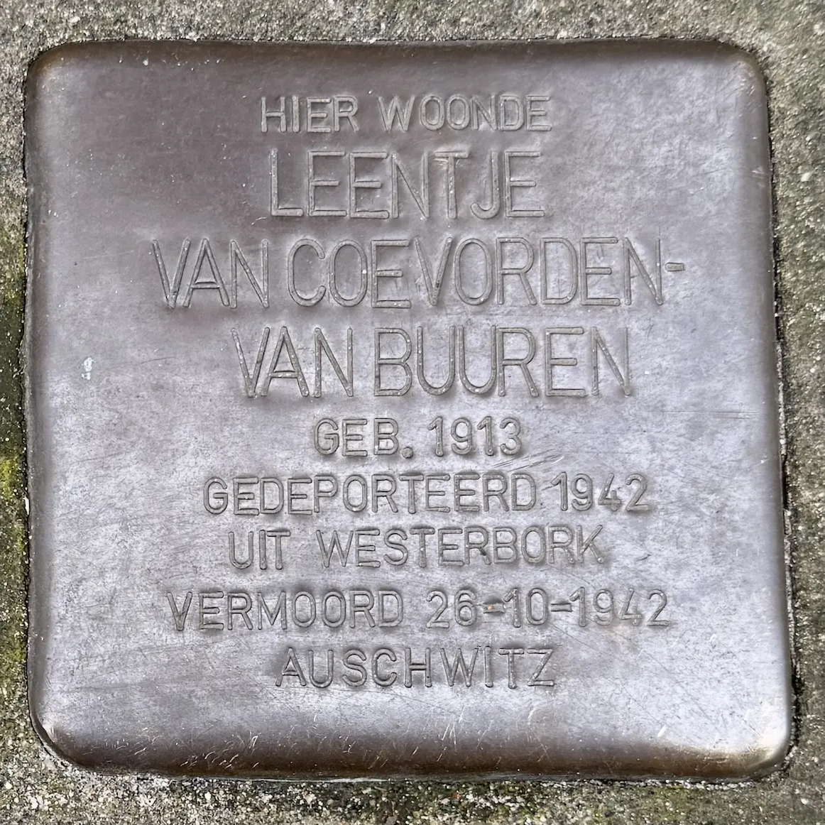 Struikelsteen voor Leentje van Coevorden-van Buuren