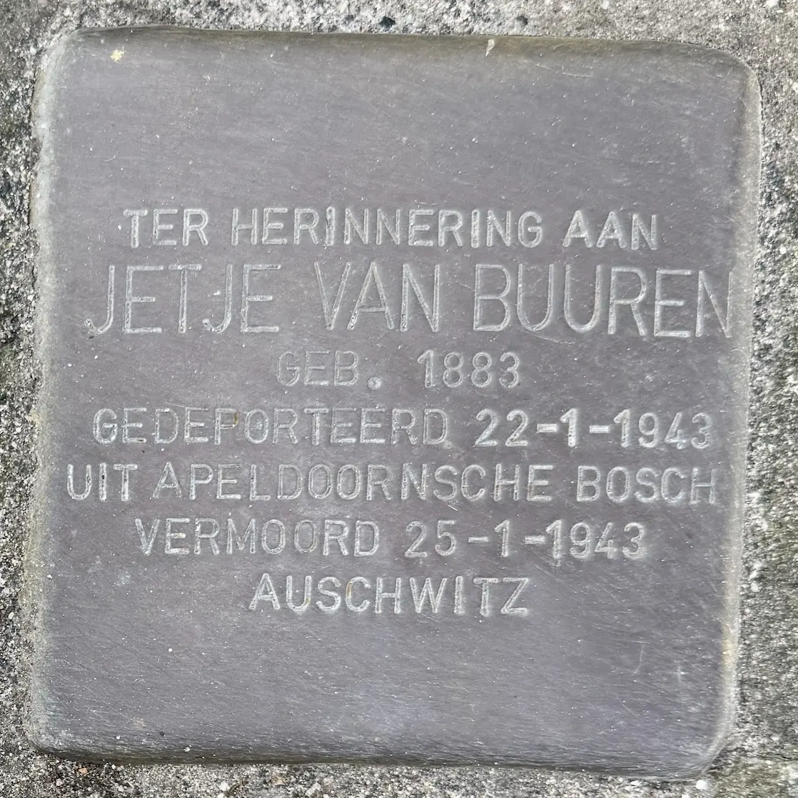Struikelsteen voor Jetje van Buuren
