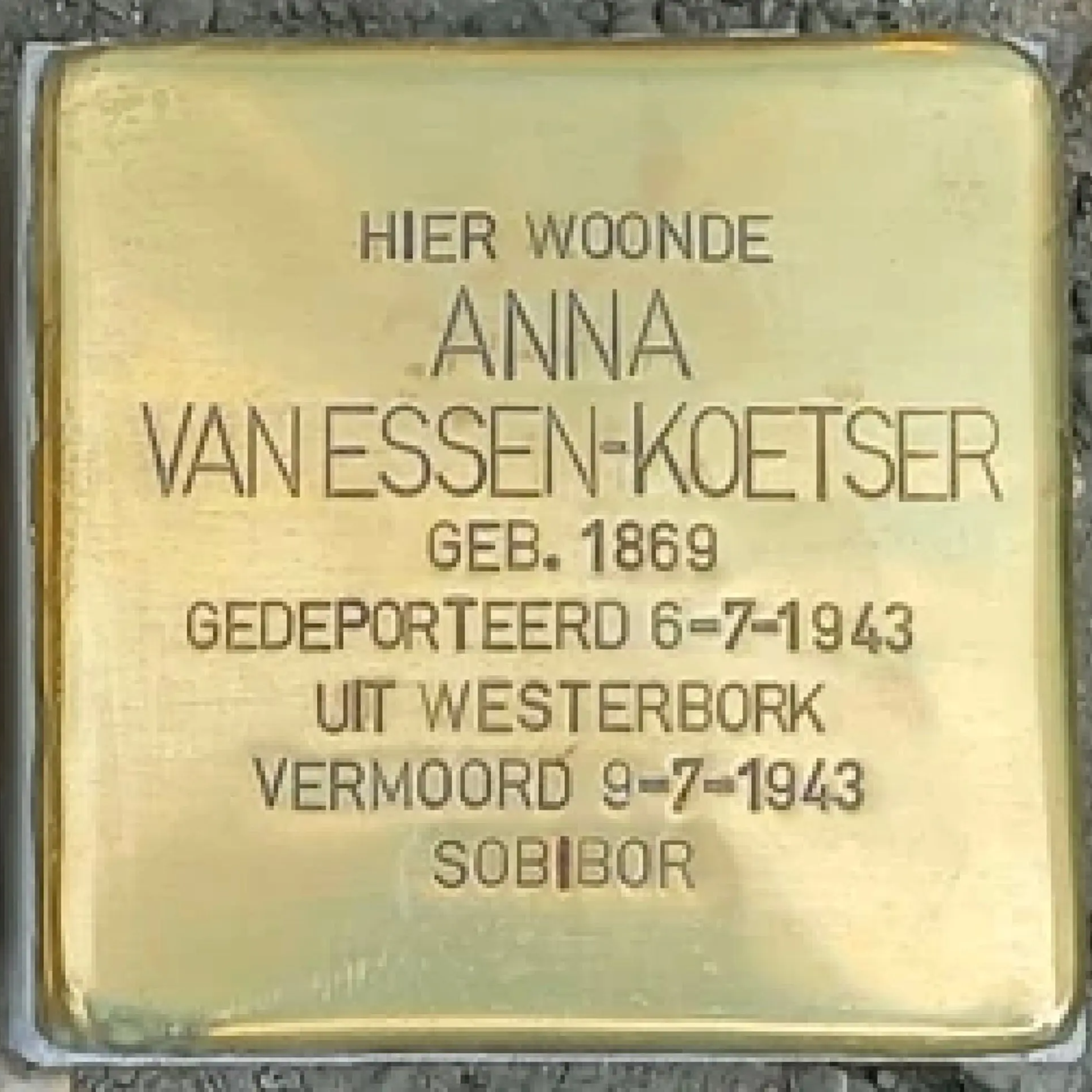 Struikelsteen voor Anna van Essen-Koetser