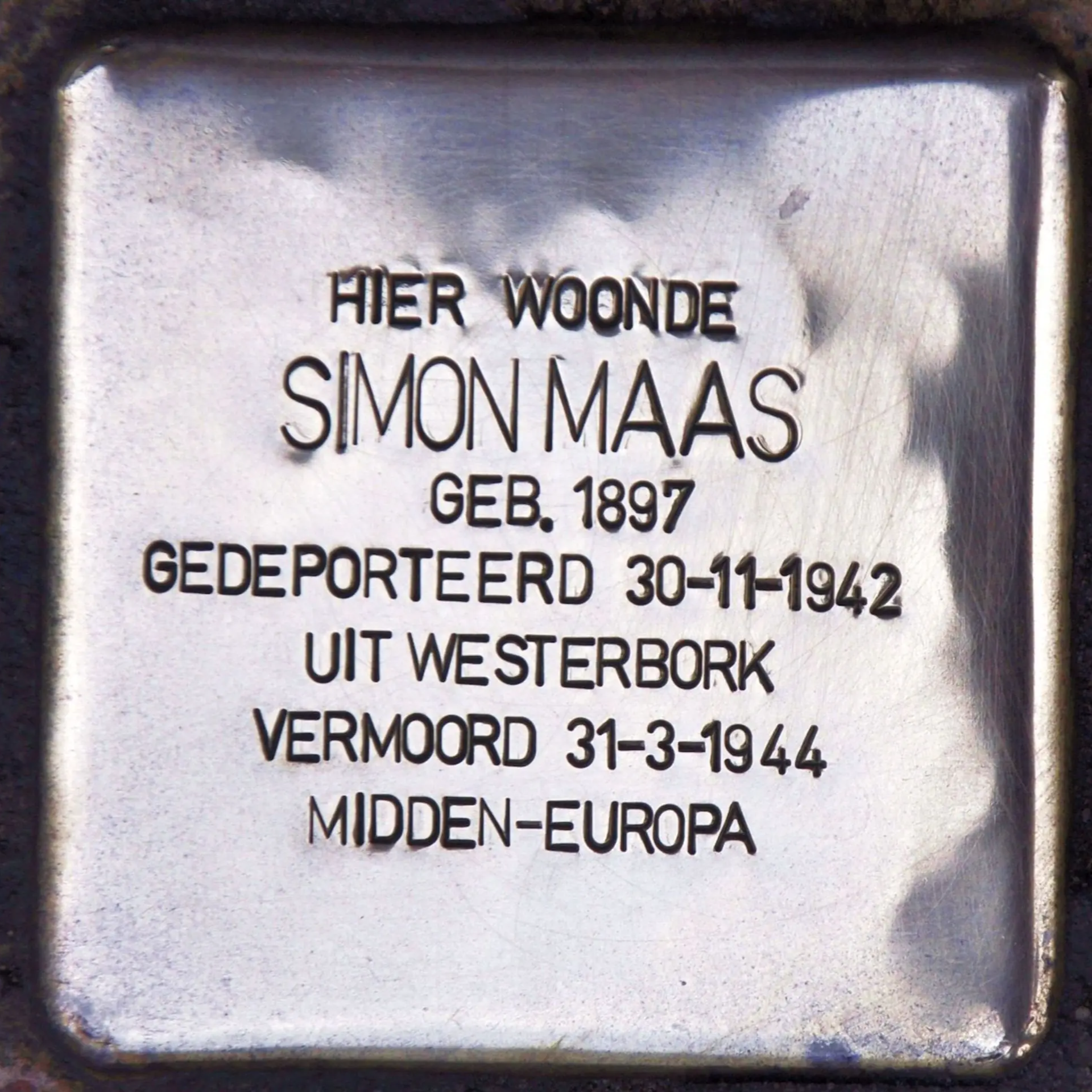Struikelsteen voor Simon Maas