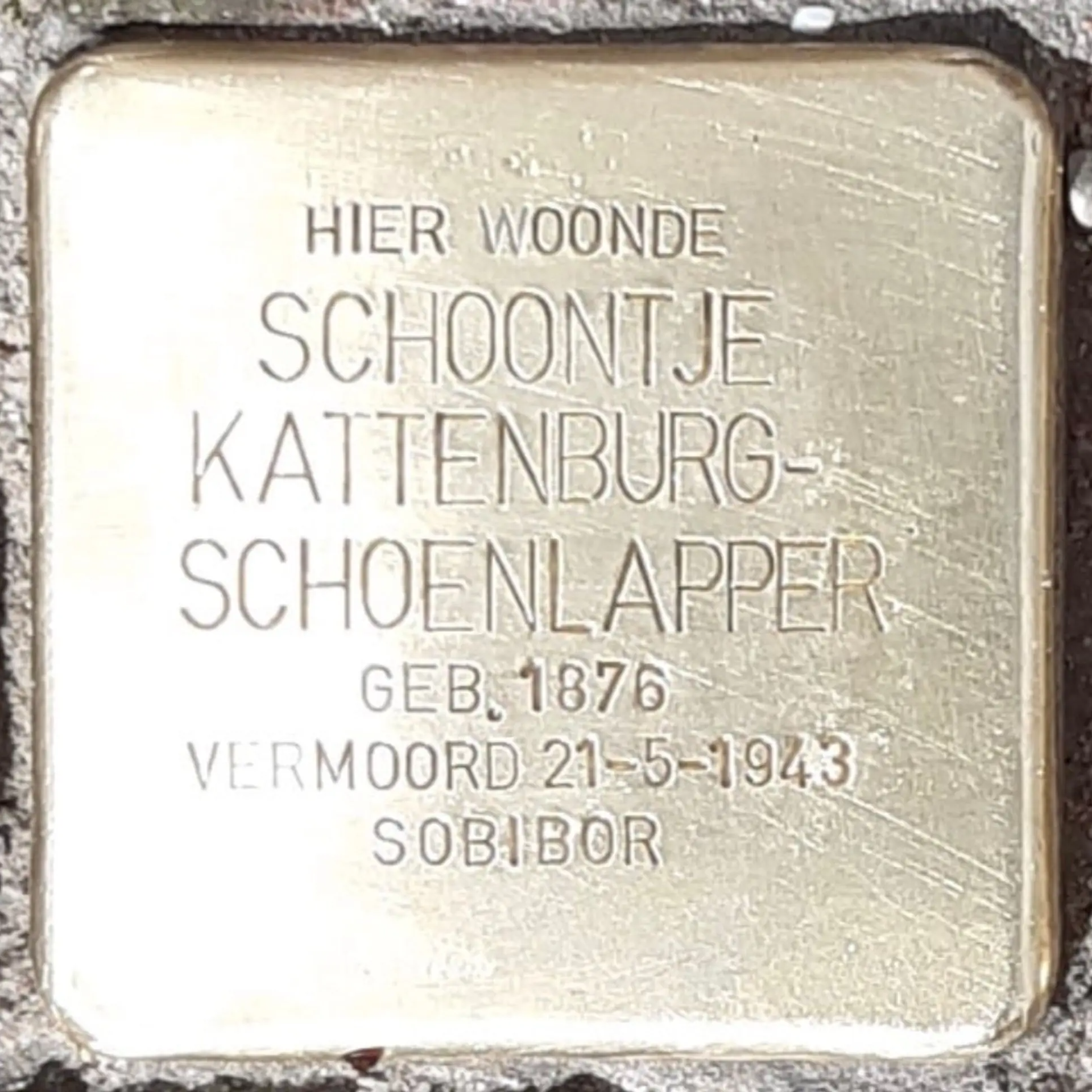 Struikelsteen voor Schoontje Kattenburg-Schoenlapper