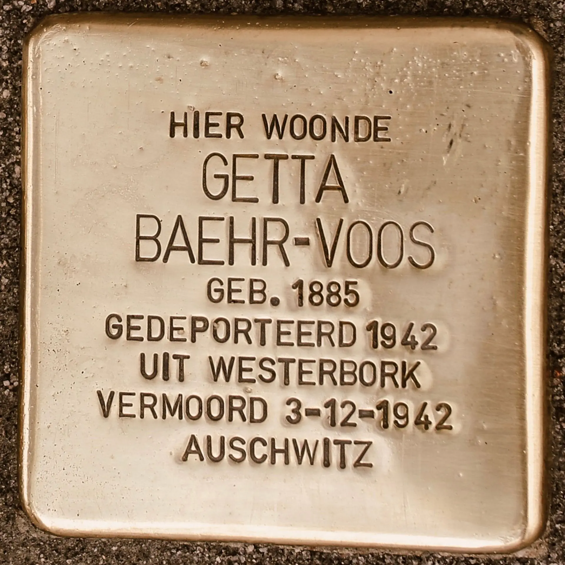 Struikelsteen voor Getta Bähr-Voos