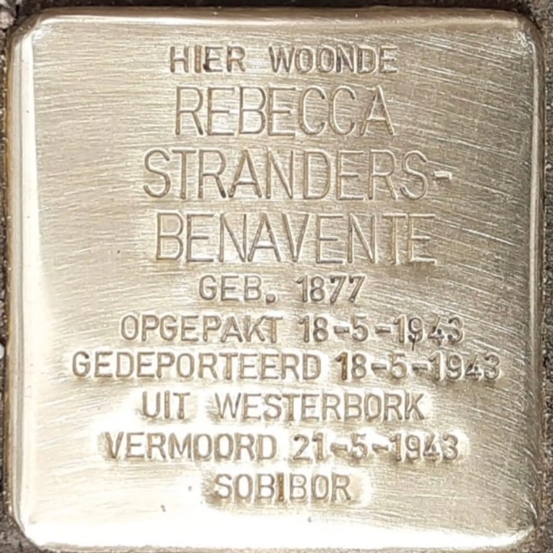 Struikelsteen voor Rebecca Stranders-Benavente