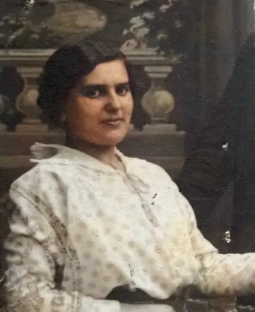 Portret van Emmy Bonn-Leijens