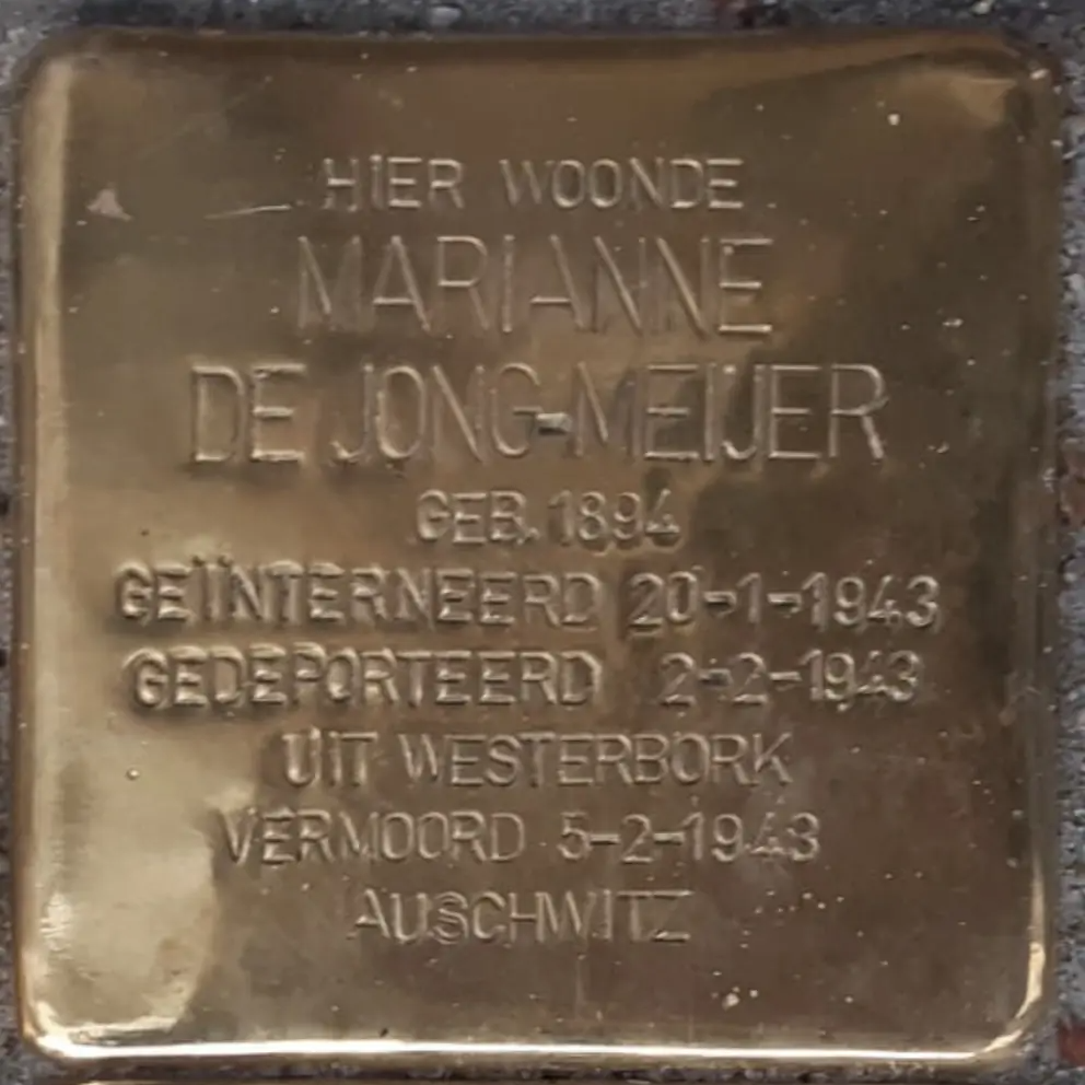 Struikelsteen voor Marianne de Jong-Meijer