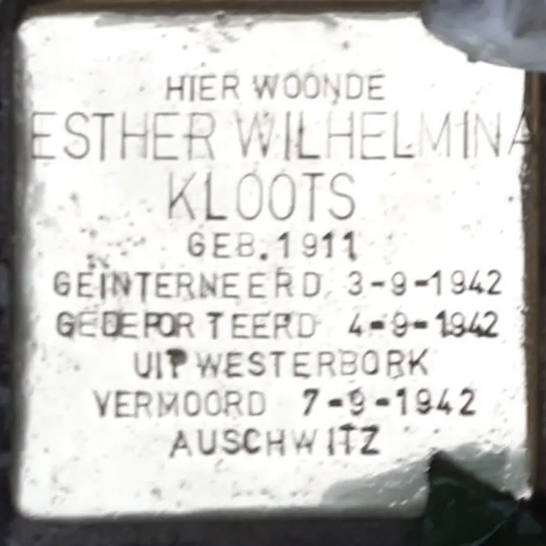 Struikelsteen voor Esther Wilhelmina Kloots