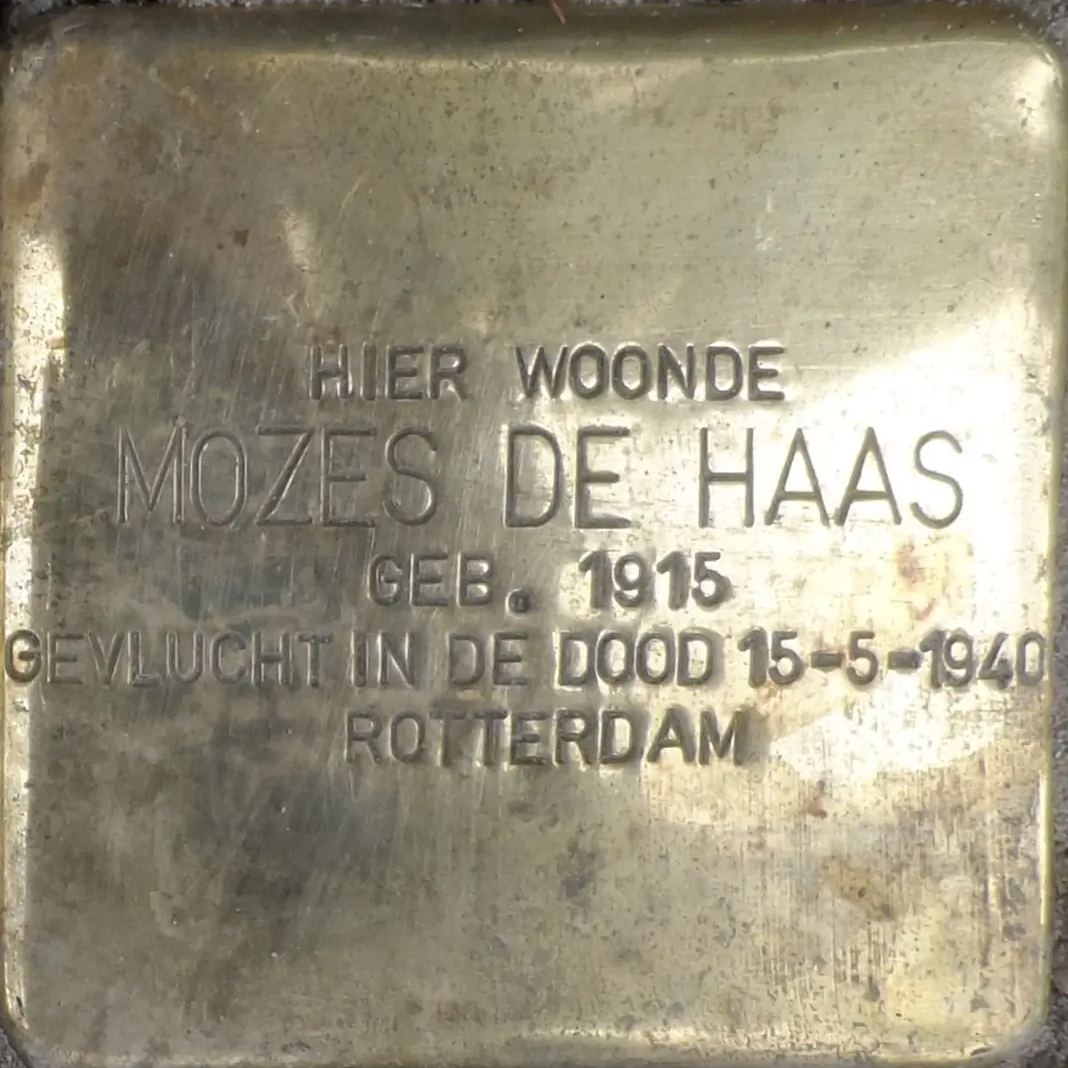 Struikelsteen voor Mozes de Haas