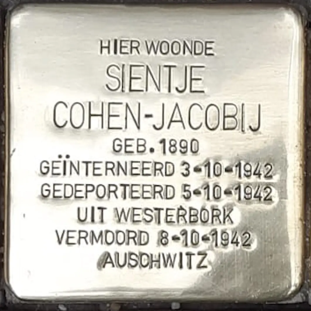 Struikelsteen voor Sientje Cohen-Jacobij