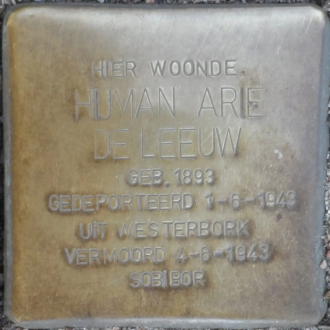 Struikelsteen voor Hijman Arie de Leeuw