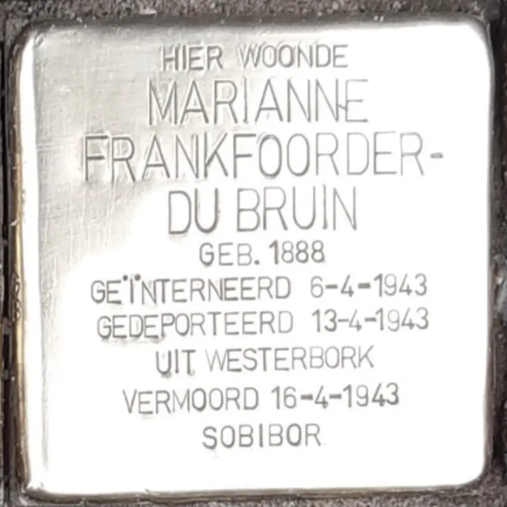 Struikelsteen voor Marianne Frankfoorder-du Bruin