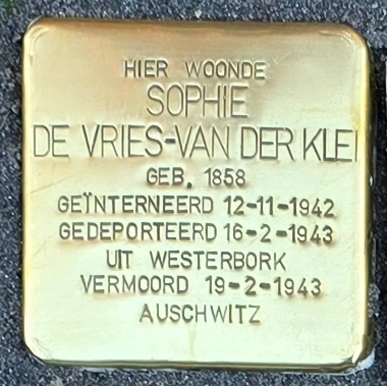 Struikelsteen voor Sophie de Vries-van der Klei