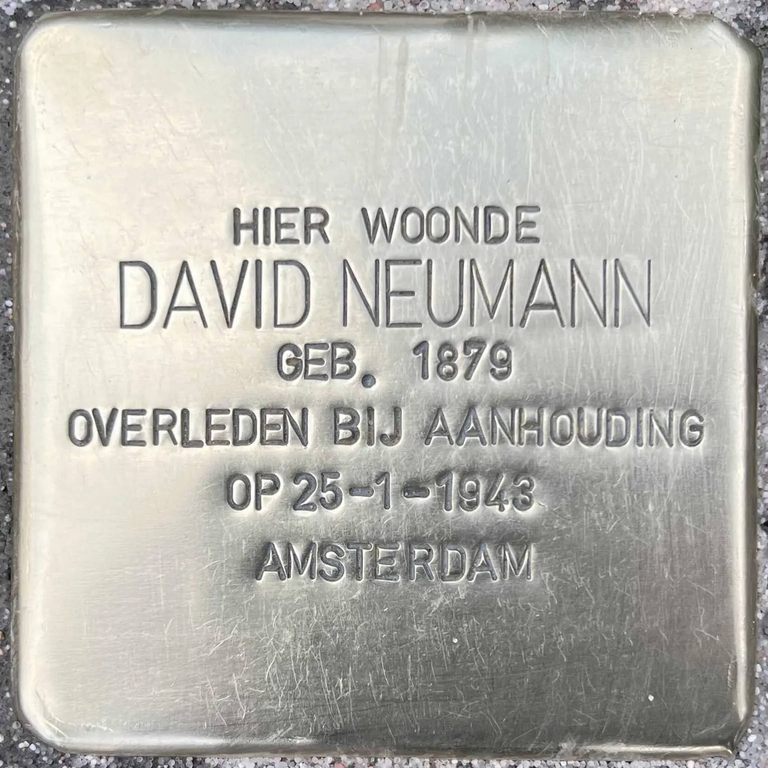 Struikelsteen voor David Neumann
