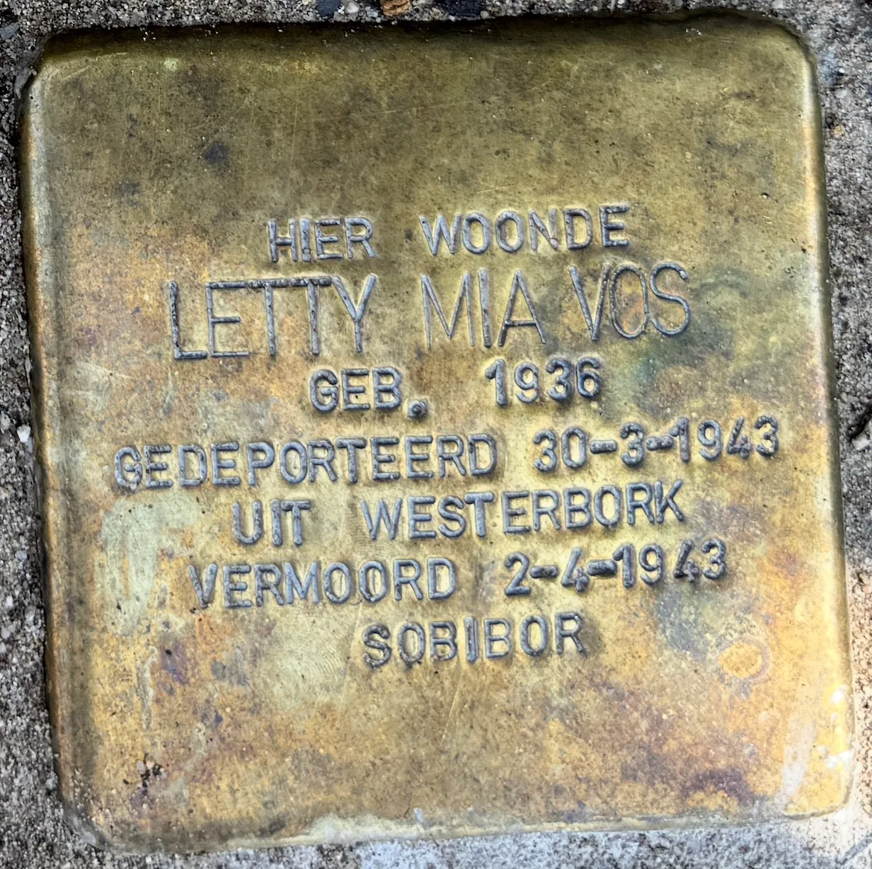 Struikelsteen voor Letty Mia Vos