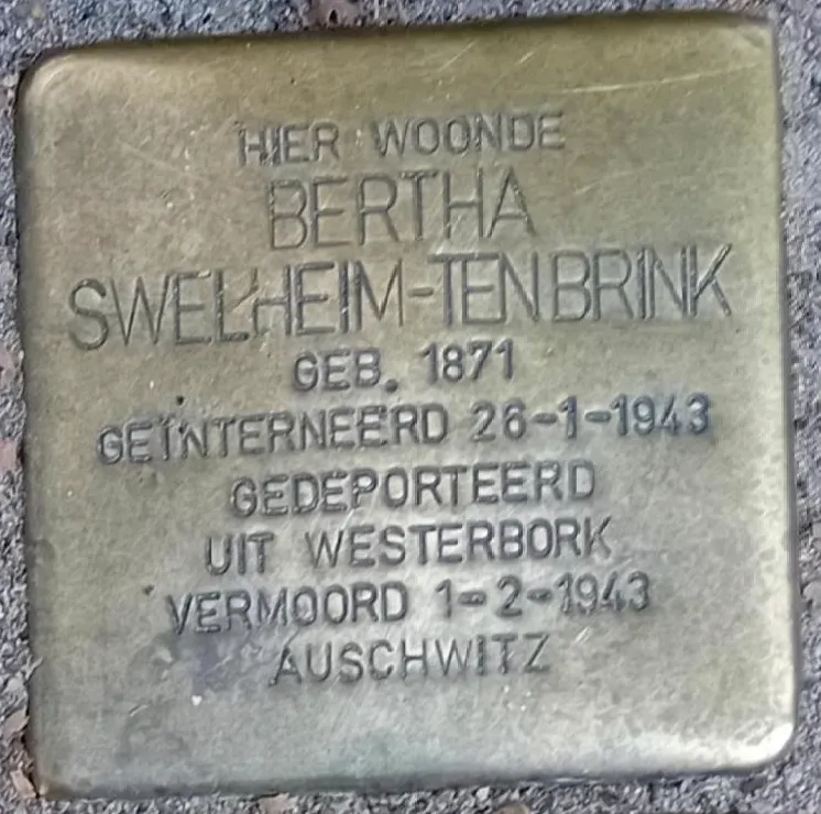 Struikelsteen voor Bertha Swelheim-ten Brink