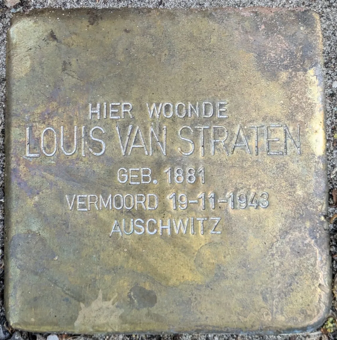 Struikelsteen voor Louis van Straten